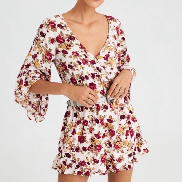 American Eagle Outfitters Pants - American Eagle AEO White Pink Floral Romper XS